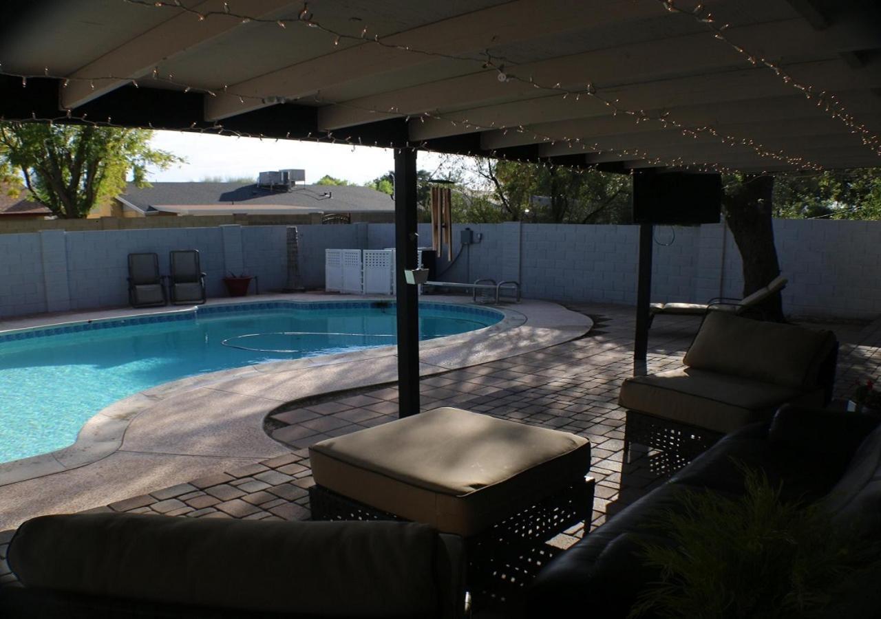 Tempe Escape With Heated Pool, Billiards & Firepit Fun Villa Buitenkant foto